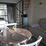 Le Manoir *